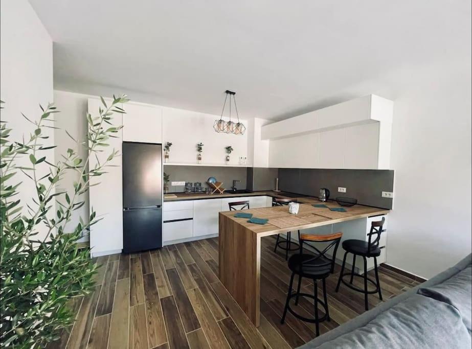 Tirana City Comfort Εξωτερικό φωτογραφία